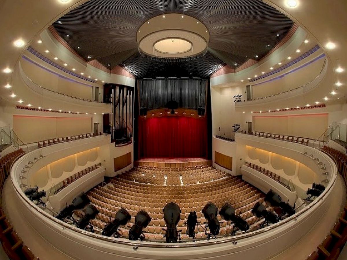 Performing Arts Center San Luis Obispo Hotel Hotel Calle Joaquin